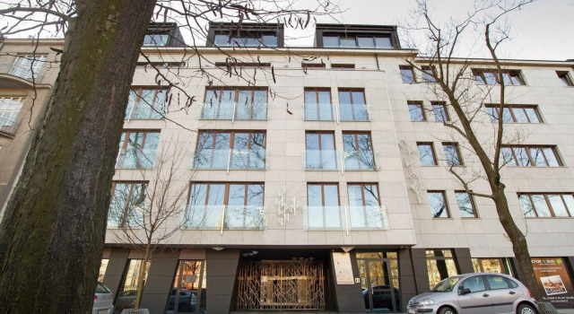 Wawel Luxury Apartments by Amstra, Забронировать Апартаменты/квартира Отели Кракова с завтраком, рядом с Церковь Святого Франциска Ассизи, Завтраки