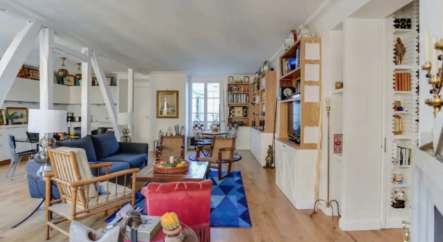 Stylish, and Spacious Apartment - Champs-elysées, Забронировать Апартаменты/квартира Париж Иль-де-Франс, рядом с Вокзал Сен-Лазар