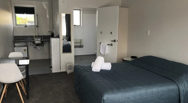 Ambassador Motor Inn, Rezerwuj Hotel Hotele w Auckland Region z parkingiem, Parking