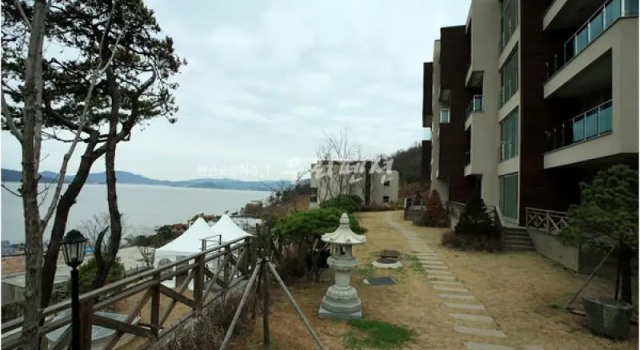 Ganghwado Town House Pension, Prenota Hotel Hotel a Gyeonggi-do con parcheggio, Parcheggio