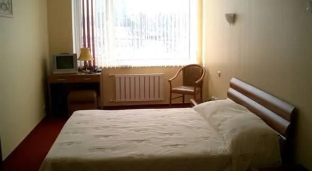 Hinotel, Buchen Sie Hotel Artjom Region Primorje