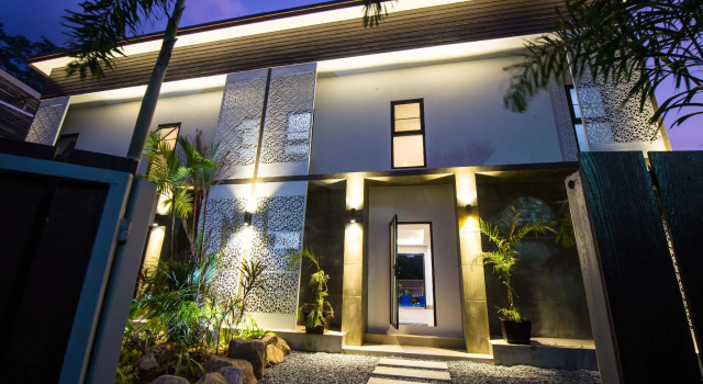 The Pearl Luxury Pool Villas, Varaa Villa Mökit kohteessa East Thailand, Mökki
