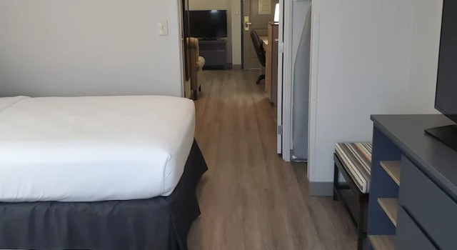 Люкс Country Inn & Suites by Radisson, Buford at Mall of Georgia, GA