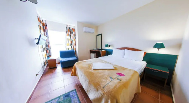 Hotel Majestic Olimp, Book Hotel Olimp Constanta
