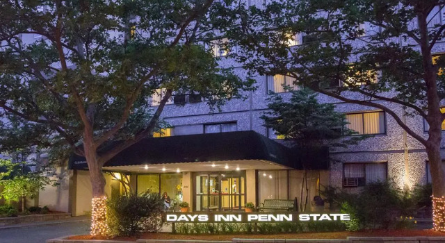 Days Inn by Wyndham Penn State, Prenota Hotel State College Pennsylvania