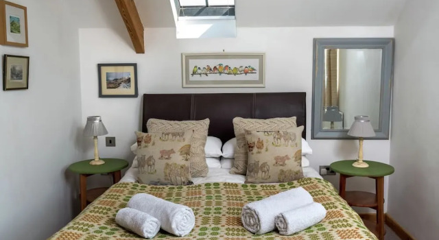 Cottage Consisting of Luxury Like a Rain Shower and Ideally Situated in Crai, Забронировать Дом для отпуска Виллы Сноудония, Вилла
