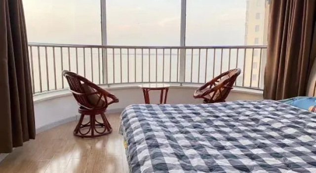 Люкс с 2 комнатами с видом на море Longkou Lechao Boutique Holiday Apartment