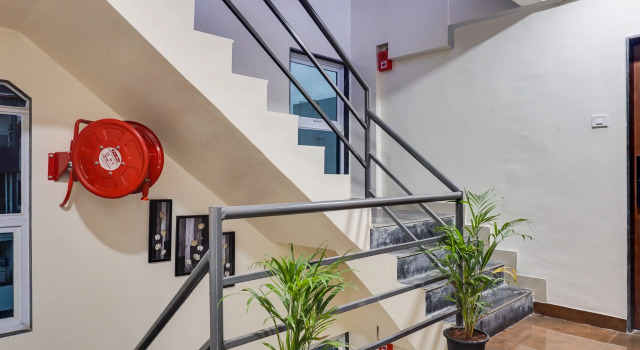Hotel O by OYO Falcon Executive