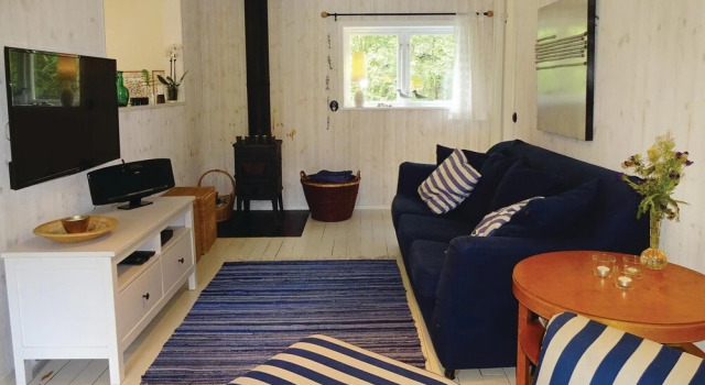 Nice Home In Yngsjö With Wifi, Book Hotel  