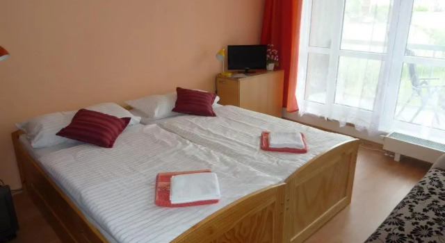 Apartment Relax-ideal, Забронировать Апартаменты/квартира Апартаменты Тршебонь, рядом с Saint Giles Church, Апартаменты/квартира