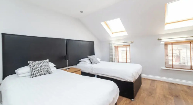 1 Bedroom Twin Apartment