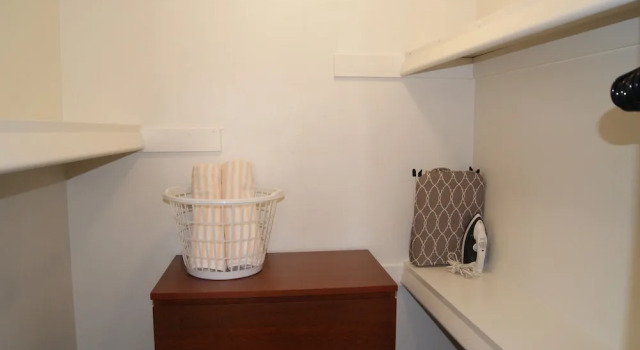 Апартаменты 223-Fully Furnished with WiFi by RedAwning