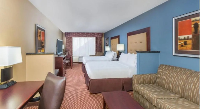 Люкс Holiday Inn Express and Suites Helena by IHG