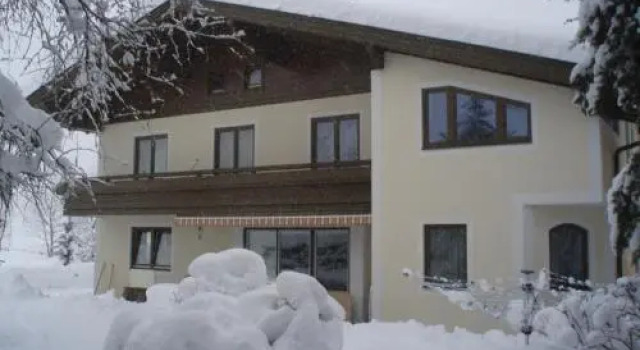 Appartements Winter Anita, Rezerwuj Apartament Hotele w Salzburg z parkingiem, Parking