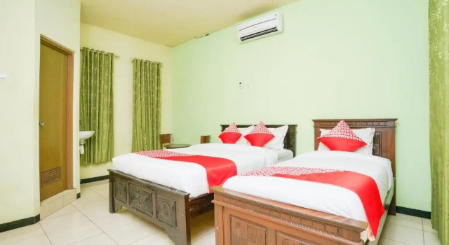 Camera Superior Rumah Singgah Anggrek Mitra RedPartner