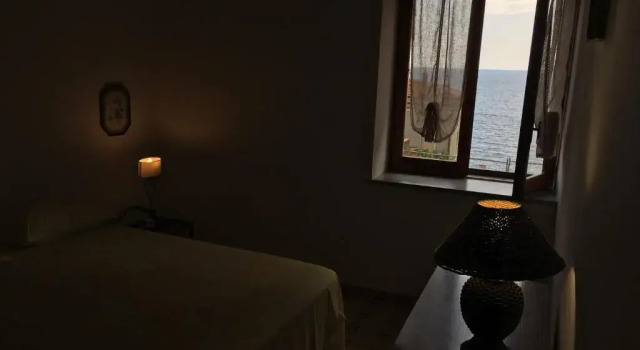 Коттедж с 3 комнатами Case Vacanze Torre Petrosa