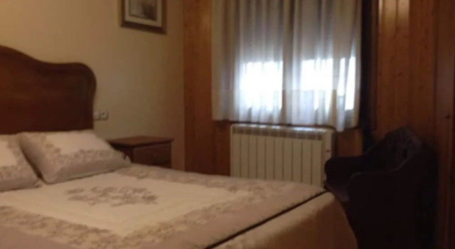 Hostal Tribal, Book Hostel / Vandrerhjem Hostels i Castile and Leon, Hostel / Vandrerhjem