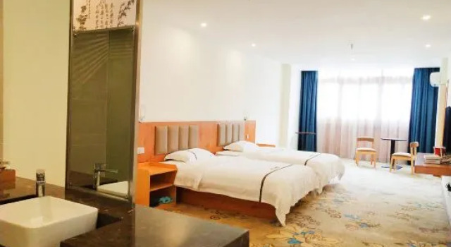 Люкс Yuntian Hotel