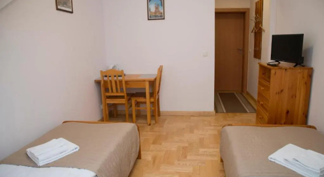 Pokoje Gościnne Dom św. Szymona, Забронировать Отель Недорогие отели Кракова, рядом с Церковь Святого Франциска Ассизи, недорого