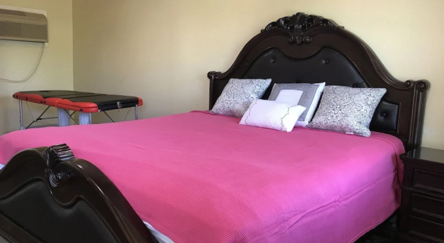 Люкс Presidential Inn & Suites