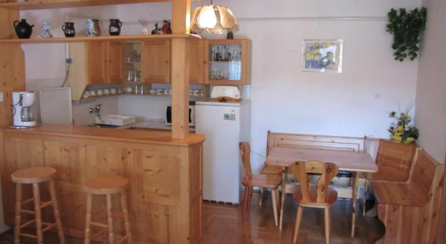 Schmidt apartment, Забронировать Апартаменты/квартира Балатонфеньвеш Шомодь