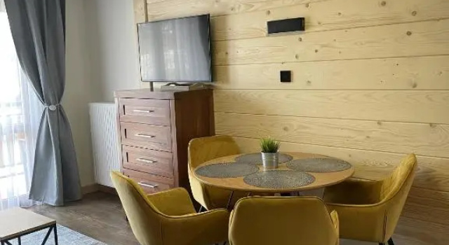 Апартаменты с балконом Willa Królewska - Wellness SPA - widokowe Pokoje i Apartamenty