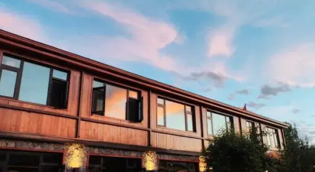Banpo Mulan Private Hot Spring Courtyard Holiday Homestay (Badaling Great Wall Branch), Book Hotel Hoteller i Beijing Province med parkering, Parkering