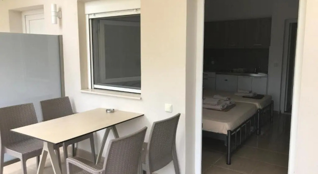 Kallirroi Apartments, Buchen Sie Ferienwohnung Nea Vrasna Mazedonien