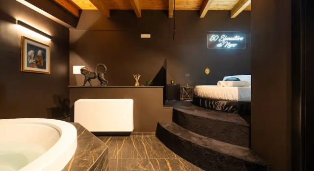 Двухместный люкс Luxury с видом на город Cinquanta Sfumature Luxury Suites