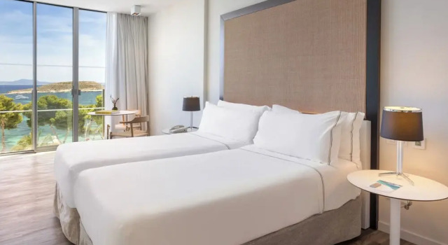 Люкс The Level 2 bedrooms Отель Melia South Beach