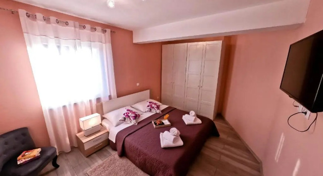 Коттедж с 3 комнатами House Monte Cherpo