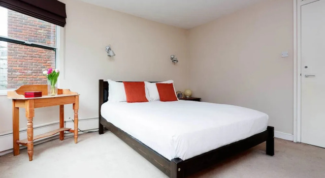 Peaceful in Primrose Hill, Забронировать Отель Отели Лондона 3 звезды, рядом с Театр Roundhouse, 3*