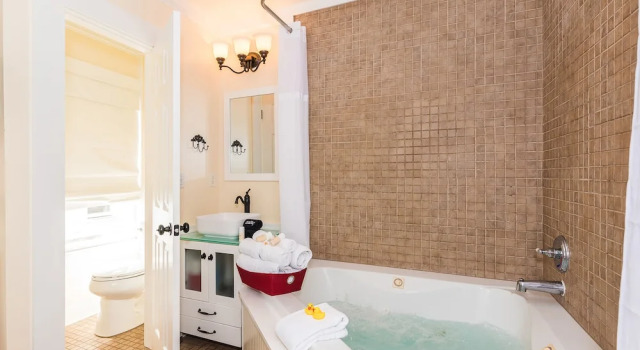 Двухместный номер Superior с балконом 44 Spanish Street Inn - Adults Only