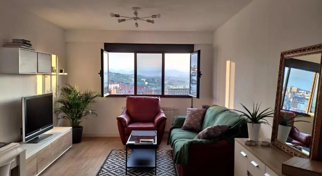 Апартаменты Apartamento LOS VEGA- parking privado