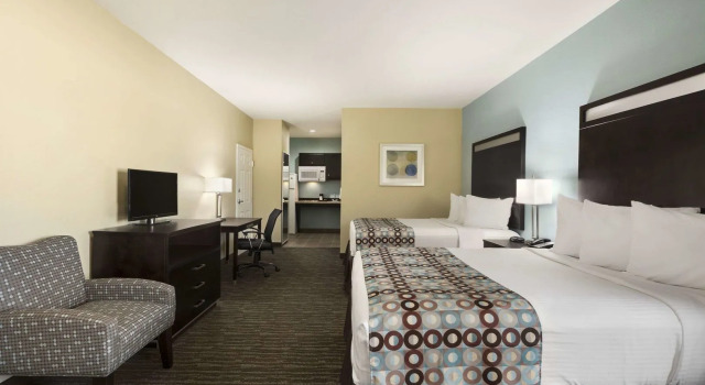 Horizon Inn & Suites - Pearsall, Book Hotel Hoteller i Pearsall med parkering, Parkering