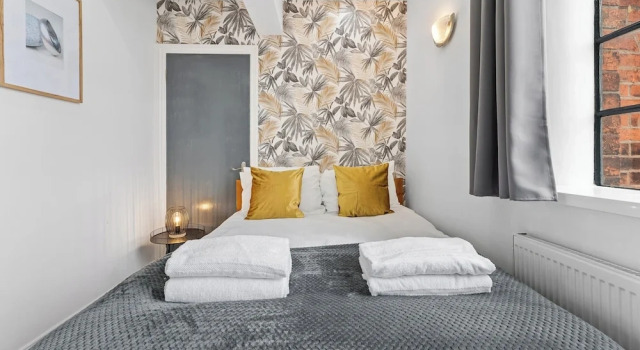 3 Bed Flat - Sleeps 8 - Parking - Wifi, Book Lejlighed Hoteller i Birmingham med parkering, nær Shakespeare Express, Parkering