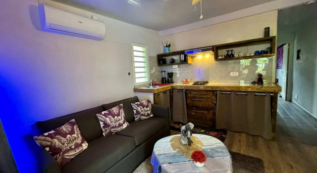 Chic Beachside Retreat, Book Lejlighed Lejligheder i Moorea, Lejlighed