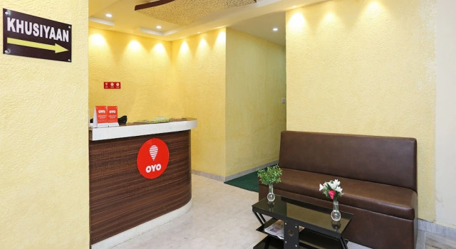 OYO 11559 Lakshay Residency, Забронировать Отель Гургаон 