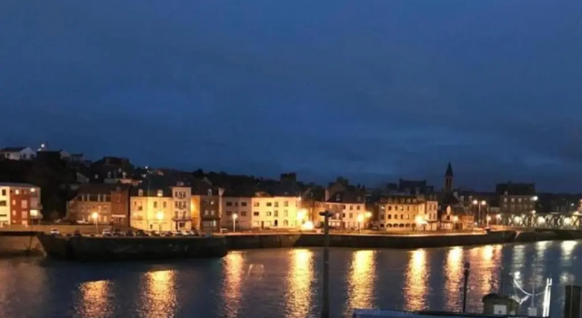 Le Studio du Bout du Quai vue Port 2pers. à Dieppe, Забронировать Апартаменты/квартира Отели Дьепа с парковкой, Парковка