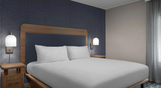 Двухместный люкс c 1 комнатой Homewood Suites By Hilton Portsmouth Downtown