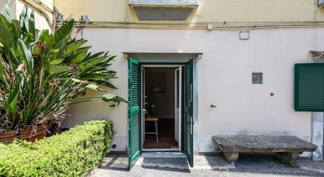 Via Annibale Caccavello 10 - Primo Piano, Buchen Sie Hotel Neapel Kampanien