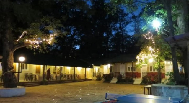 Premdeep Hotel, 예약 호텔 Matheran 뉴델리