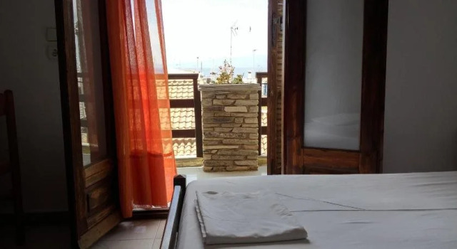 Hotel Hellinikon, Забронировать Отель  