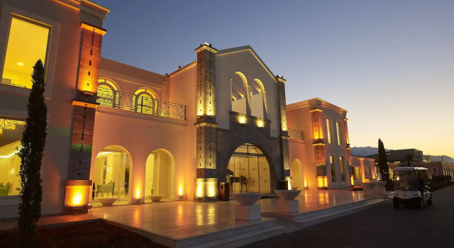 Anemos Luxury Grand Resort