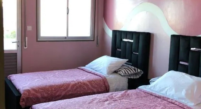T3 beautiful apartment for rent, Rezerwuj Apartament Hotele w Tanger-Tetouan z parkingiem, Parking