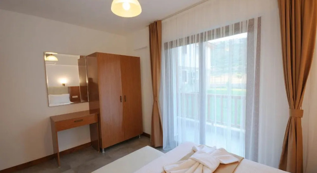 Люкс Comfort c 1 комнатой с балконом Karaincir Suit Otel