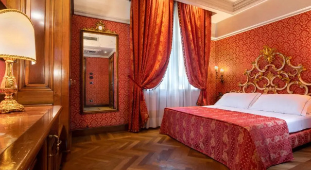 Двухместный номер Superior с видом на канал Palazzina Veneziana