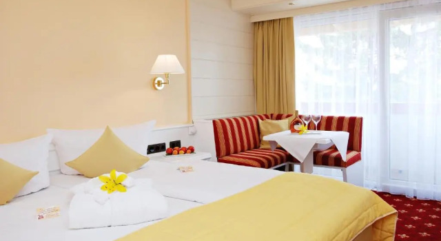 Четырёхместный номер Standard Hotel Wittelsbacher Höh