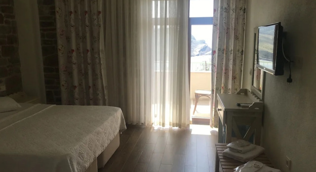 Yakamoz Otel