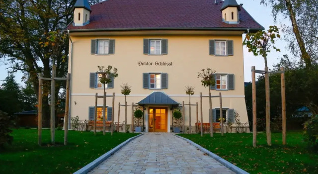 Doktorschlössl, Rezerwuj Hotel Hotele w Salzburg z parkingiem, Parking